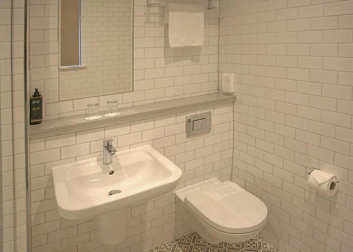 Grand Bristol By SundaySpa Hotel